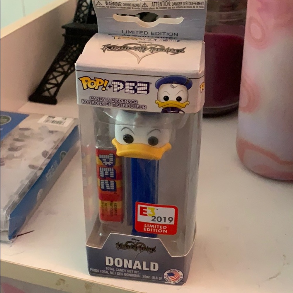 Original limited edition Donald Duck PEZ